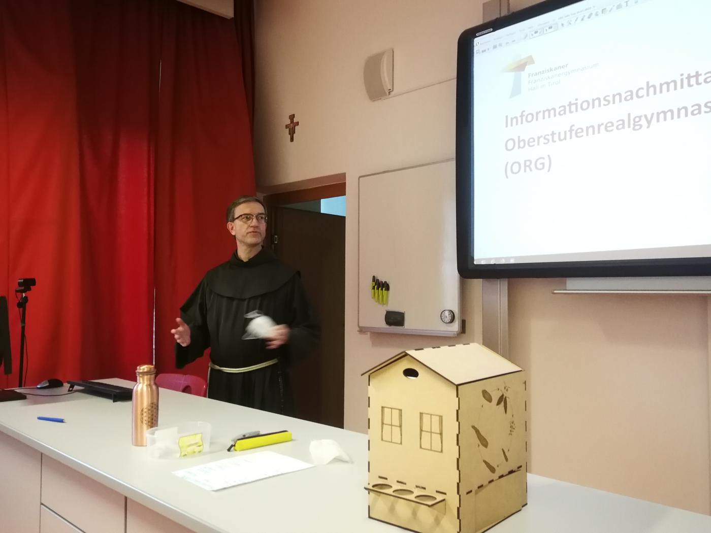 Vorstellung des naturwissenschaftlichen Zweiges in der Oberstufe (ORG)