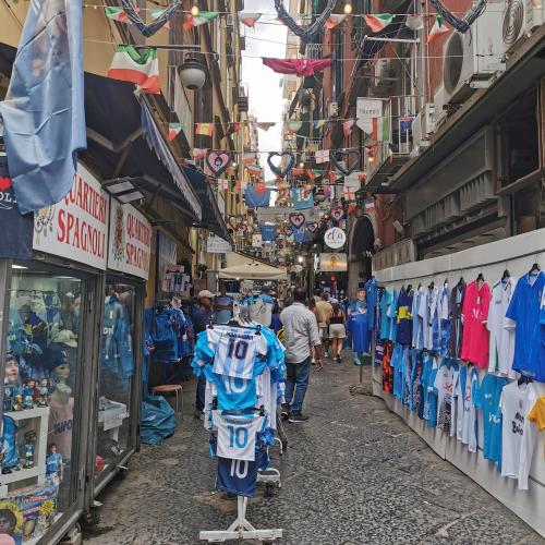 Vedi Napoli e poi muori …