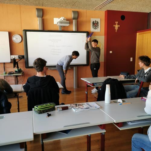 Gigi Colasanto zu Gast im Franziskanergymnasium