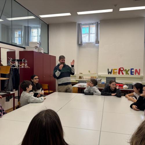 Spanischer Experte begeistert Schüler- und LehrerInnen