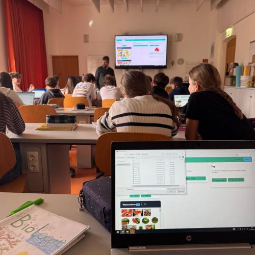 Spanischer Experte begeistert Schüler- und LehrerInnen