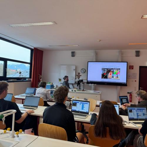 Spanischer Experte begeistert Schüler- und LehrerInnen