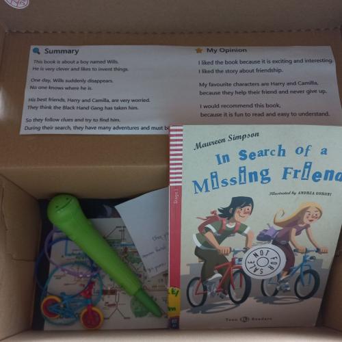 Reading, creating, presenting in English