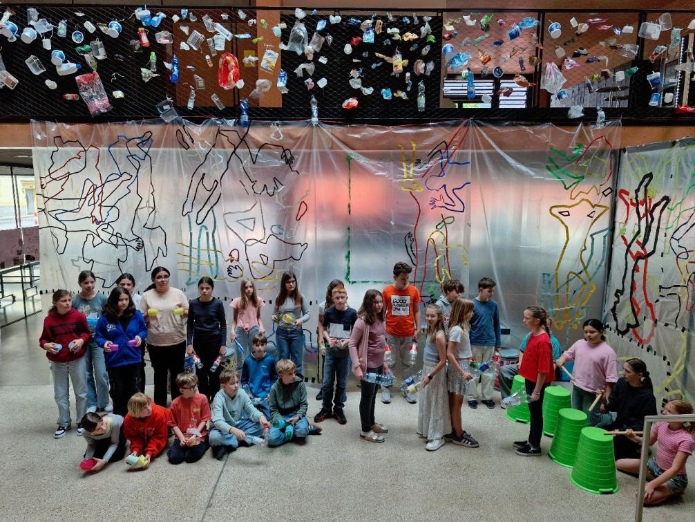 „Plastic Fantastic“: ein Schul-Projekt der etwas anderen Art