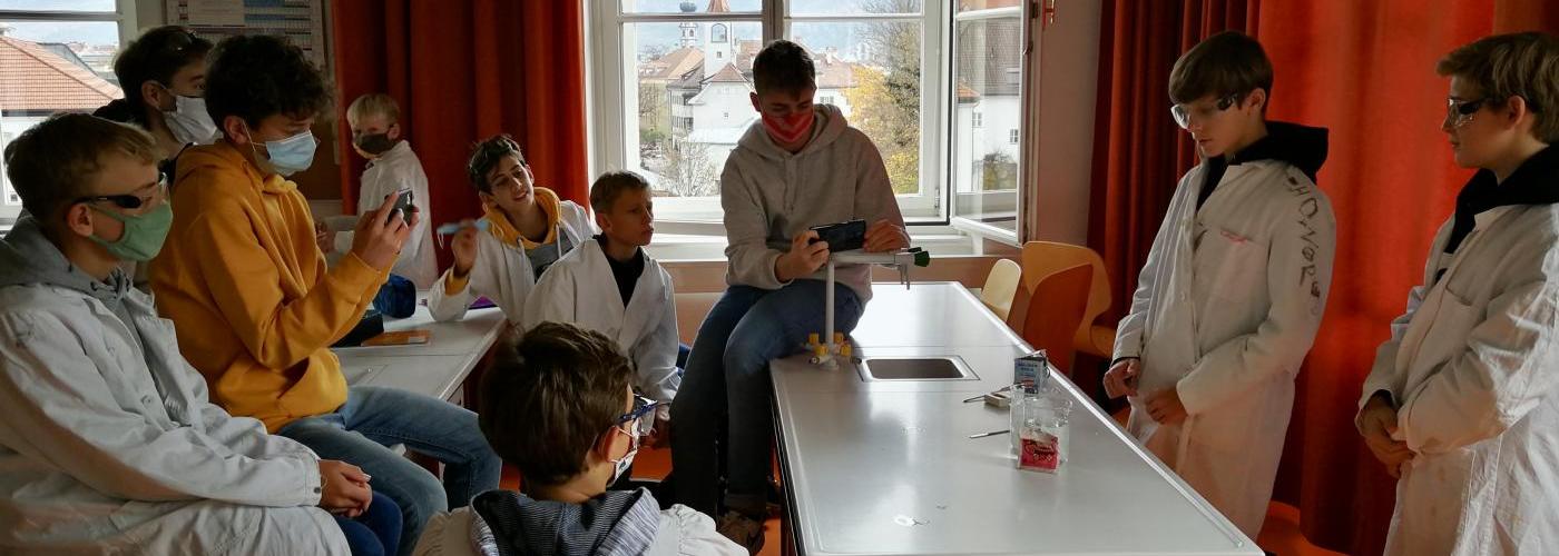 Filmprojekt der Klasse 4a in Chemie zum virtuellen Tag der offenen Tür: Herstellung von Speiseeis