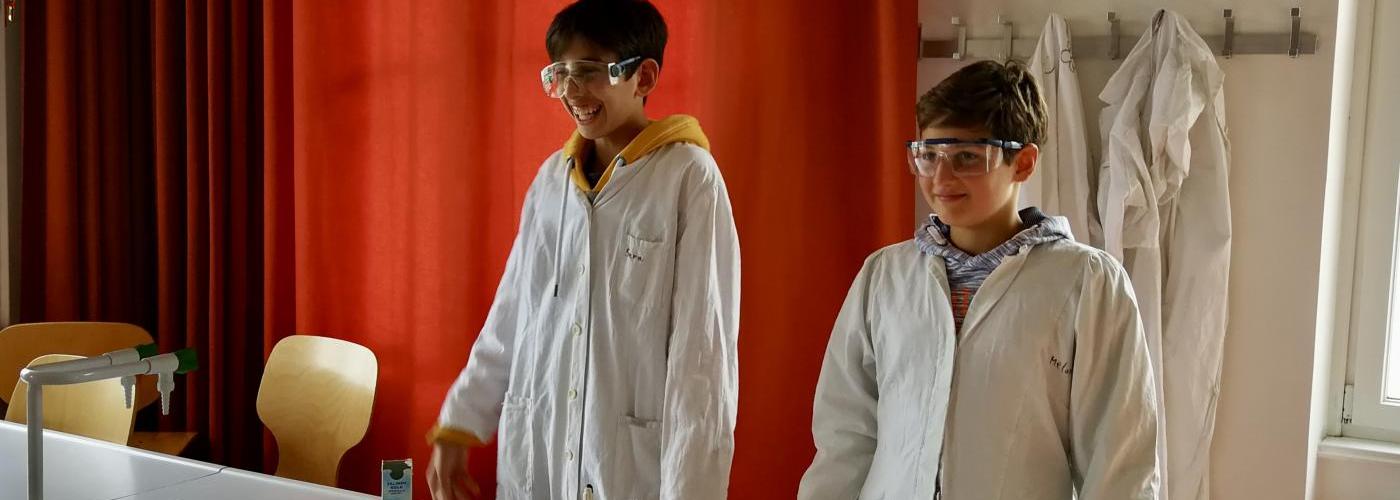 Filmprojekt der Klasse 4a in Chemie zum virtuellen Tag der offenen Tür: Herstellung von Speiseeis