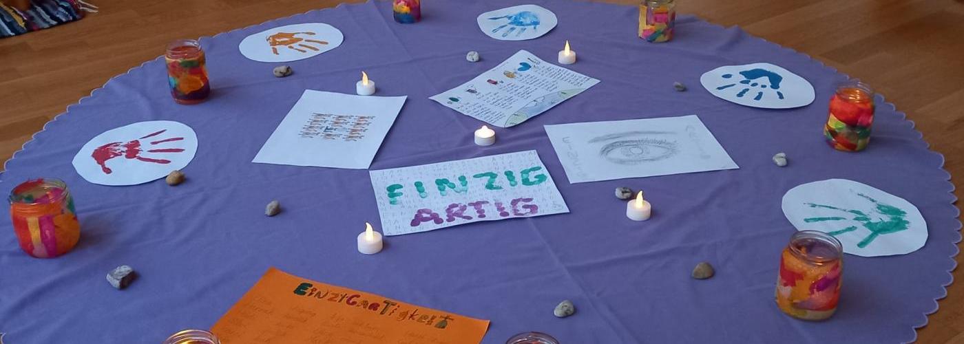 Eröffnungsandacht im Meditationsraum